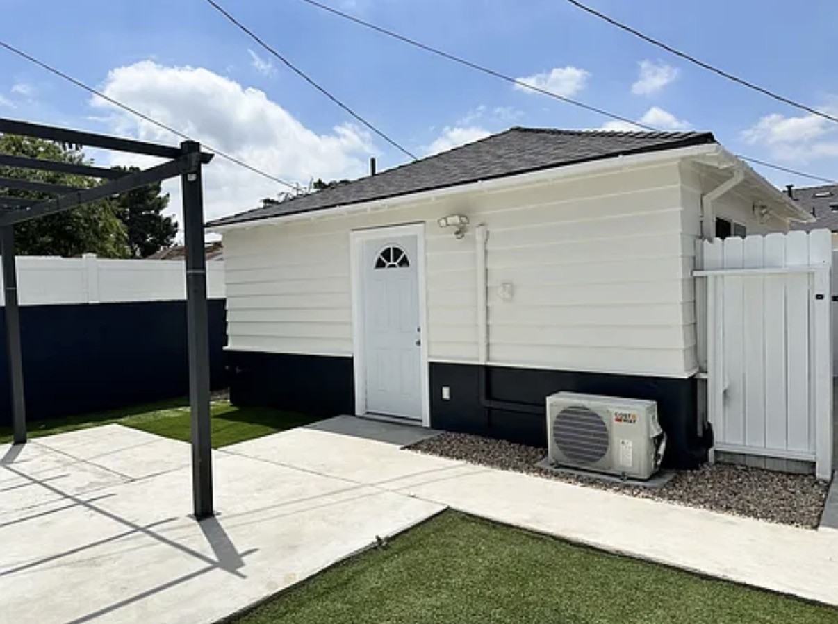724 Geneva St #NA - Photo 5 of 11