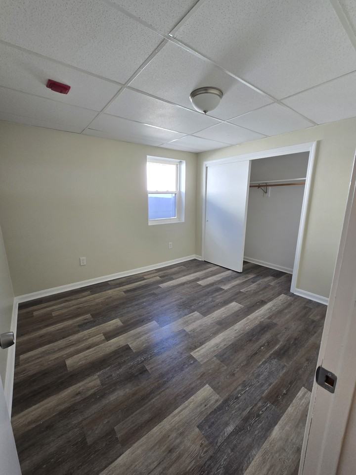 53 Shippee Ave #4 - Photo 5 of 7