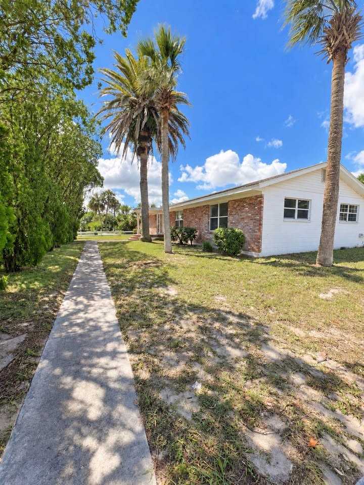 884 Derbyshire Rd #NA - Photo 4 of 14