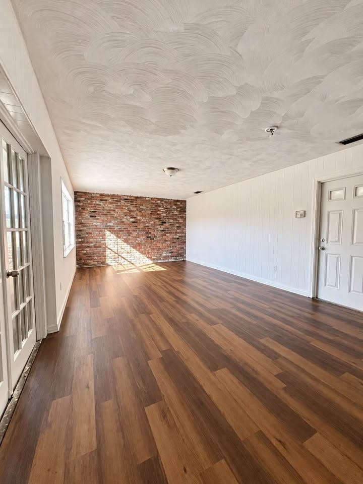 884 Derbyshire Rd #NA - Photo 5 of 14