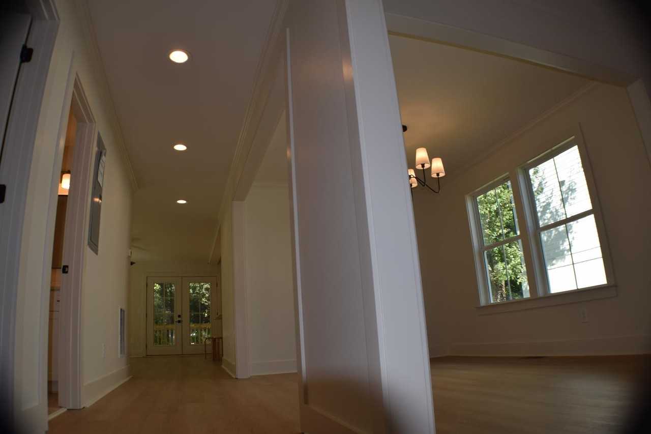 518 Pierce Ave Nw #NA - Photo 2 of 29