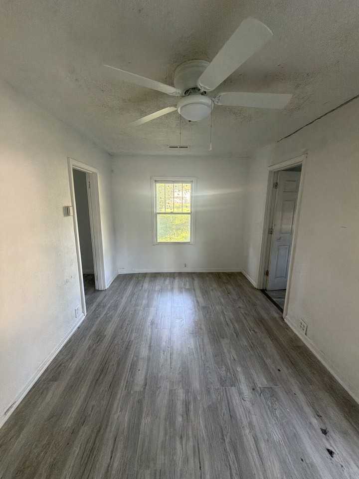 602 Sheppard St #NA - Photo 4 of 14