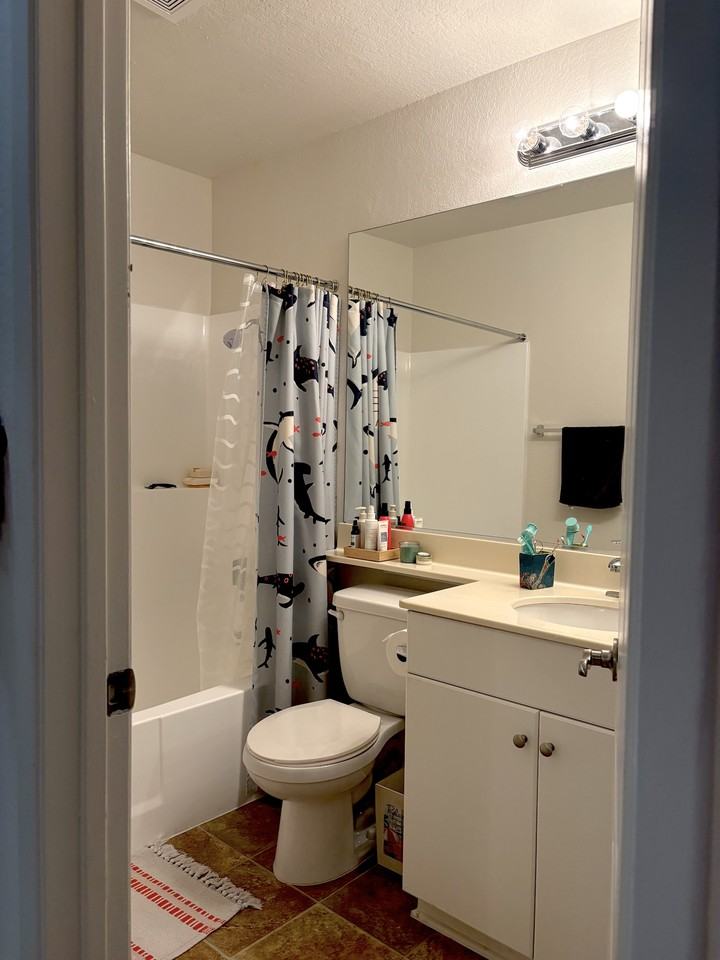 136 Roosevelt #136 - Photo 3 of 18