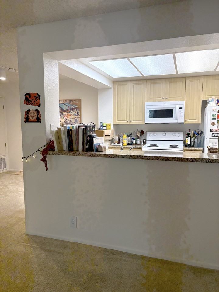 136 Roosevelt #136 - Photo 4 of 18
