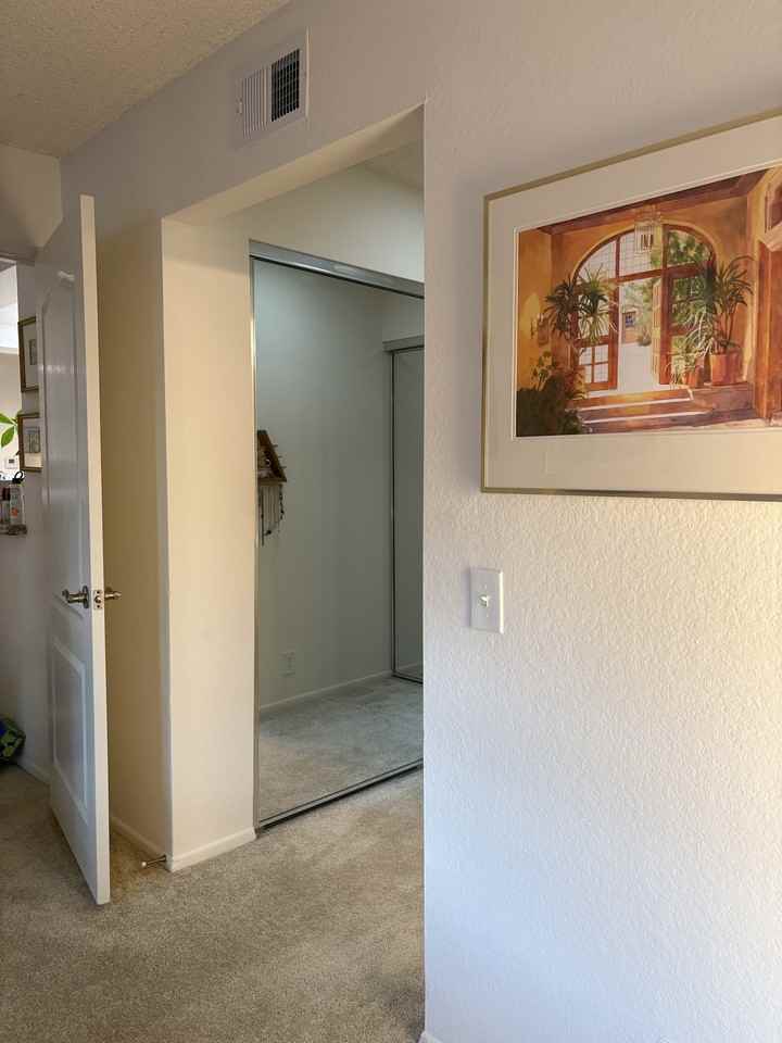 136 Roosevelt #136 - Photo 5 of 18