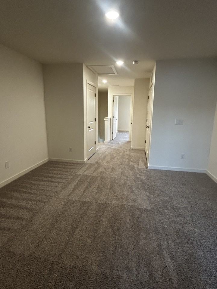 828 Pine Cone Ln #828 - Photo 6 of 14