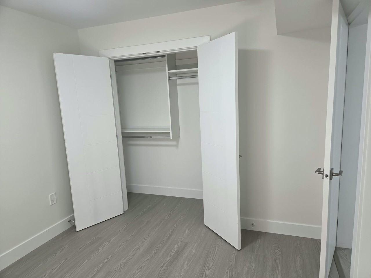 17122 1 Ave - Photo 5 of 7