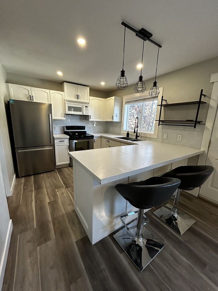 30 Deerfield Green Se - Photo 2 of 13