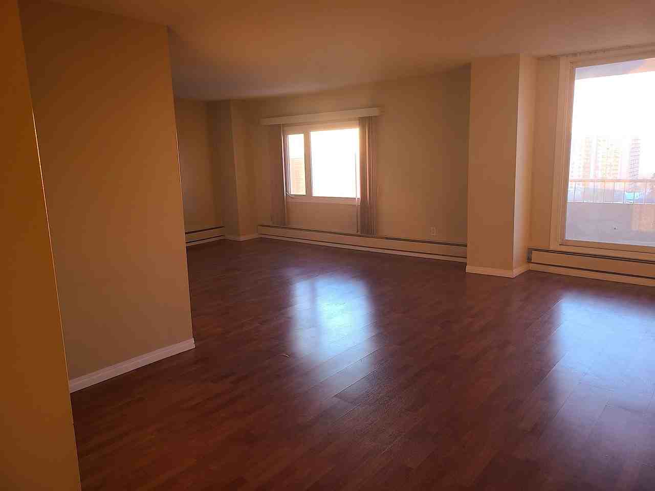 9909-110st - Photo 2 of 23