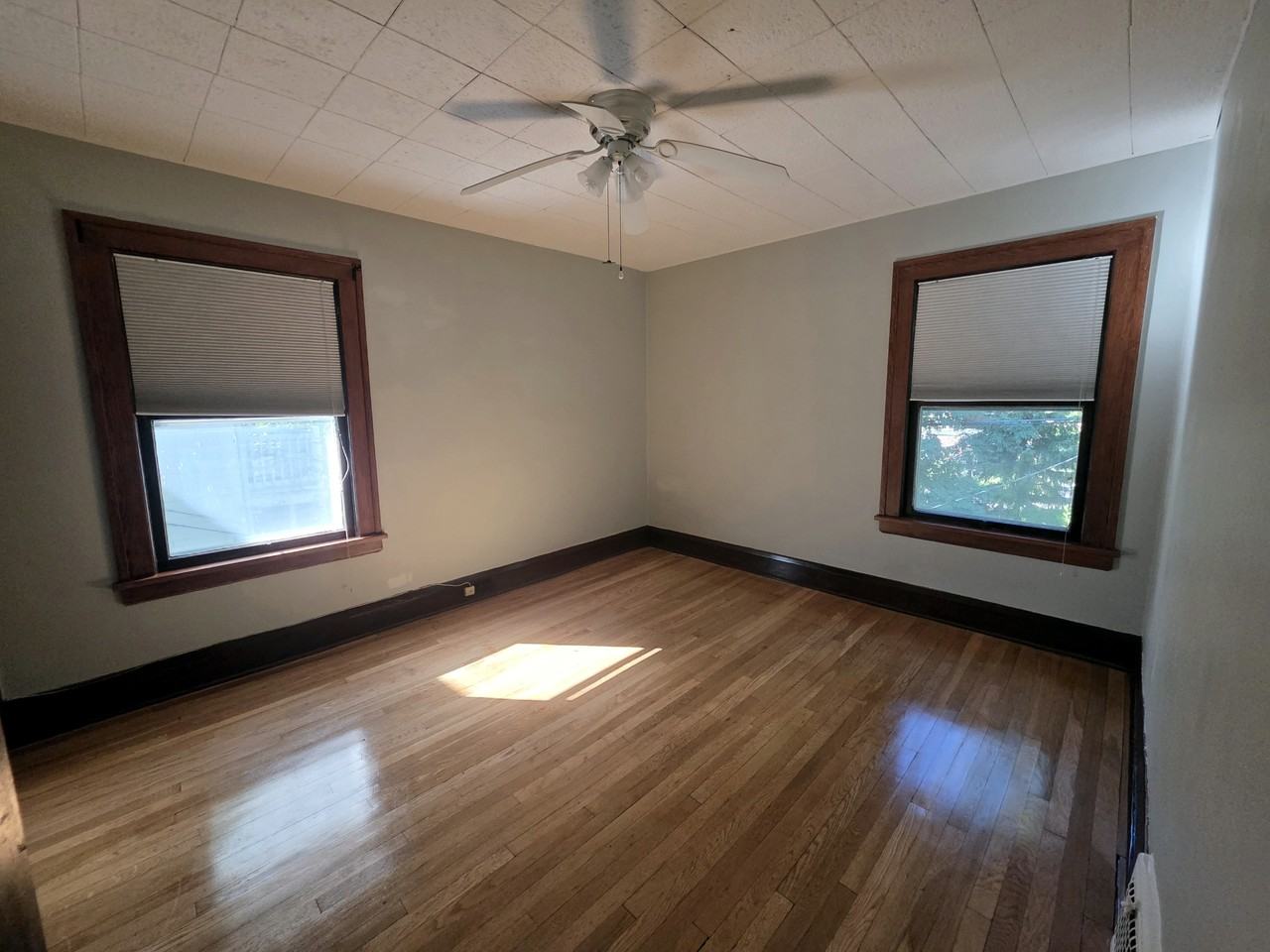 2855 E Derbyshire Rd #2 - Photo 5 of 12