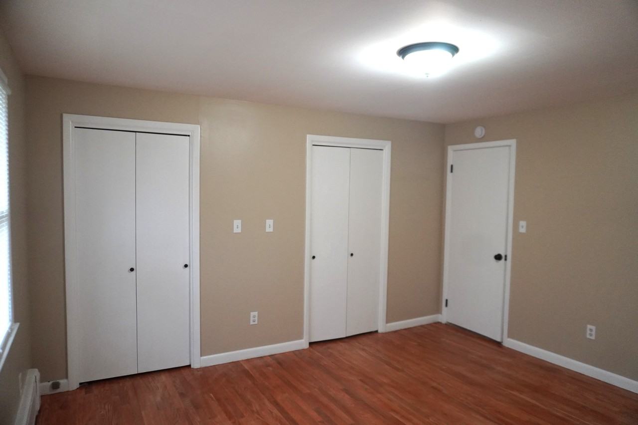 111 Ferndale Ave #2 - Photo 5 of 27