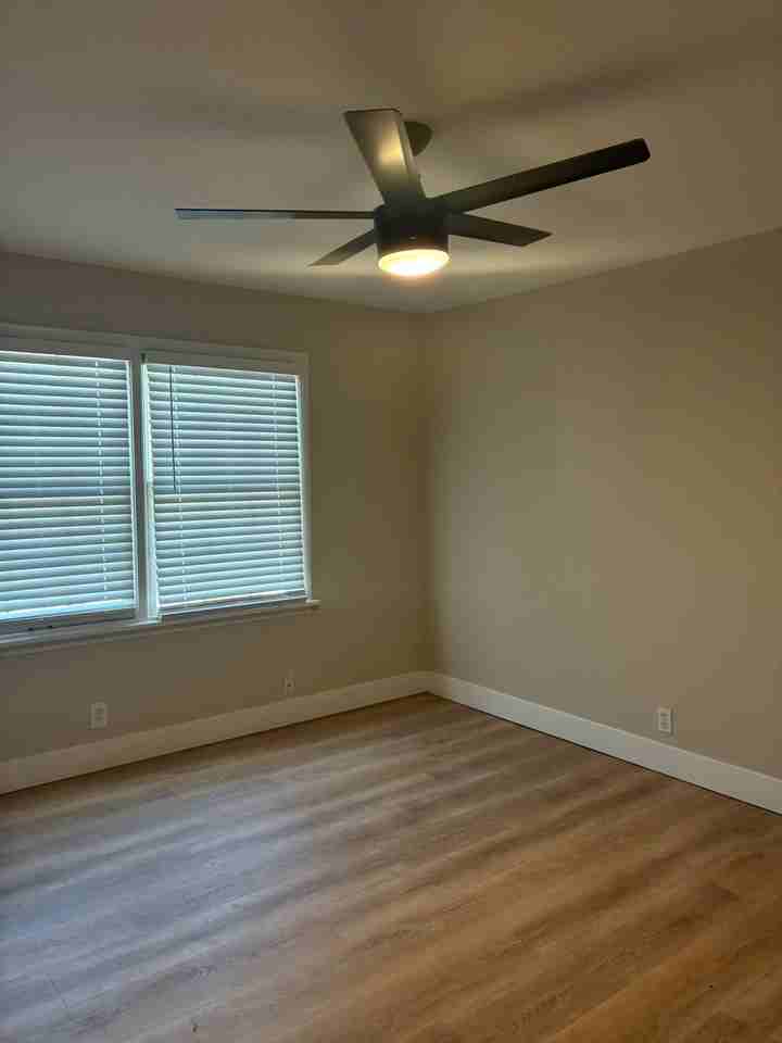 625 Broadmoor Drive - Photo 6 of 13