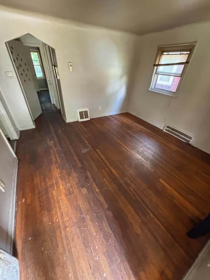 18960 Hickory St #NA - Photo 3 of 9