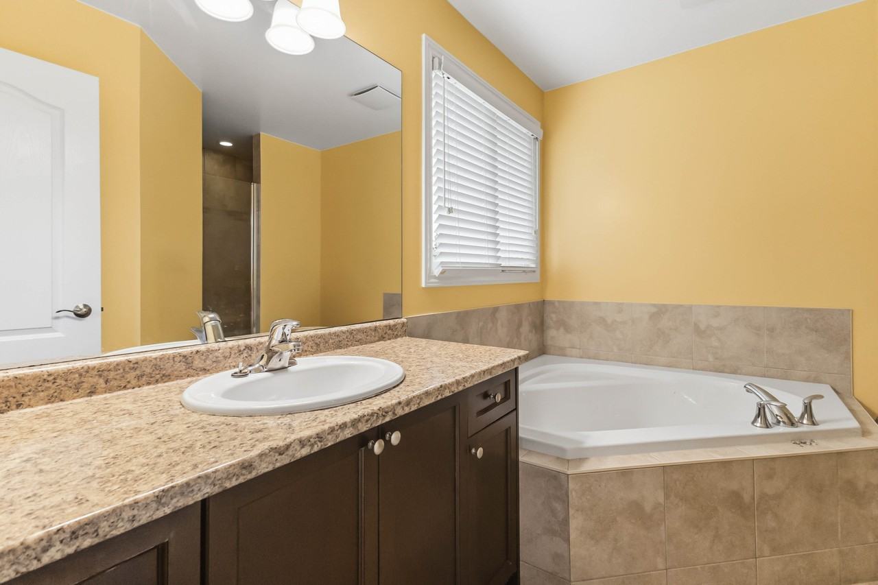 400 Skyline Avenue #6 - Photo 7 of 30