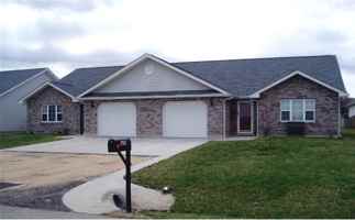featured image of 633 N Springfield St