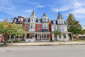 featured image of 521 Cherokee St