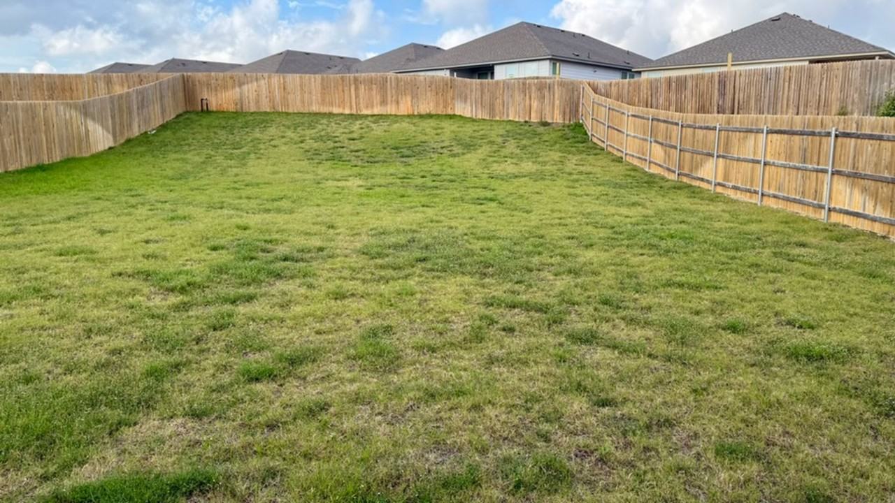 1854 Truscott Pkwy - Photo 3 of 3