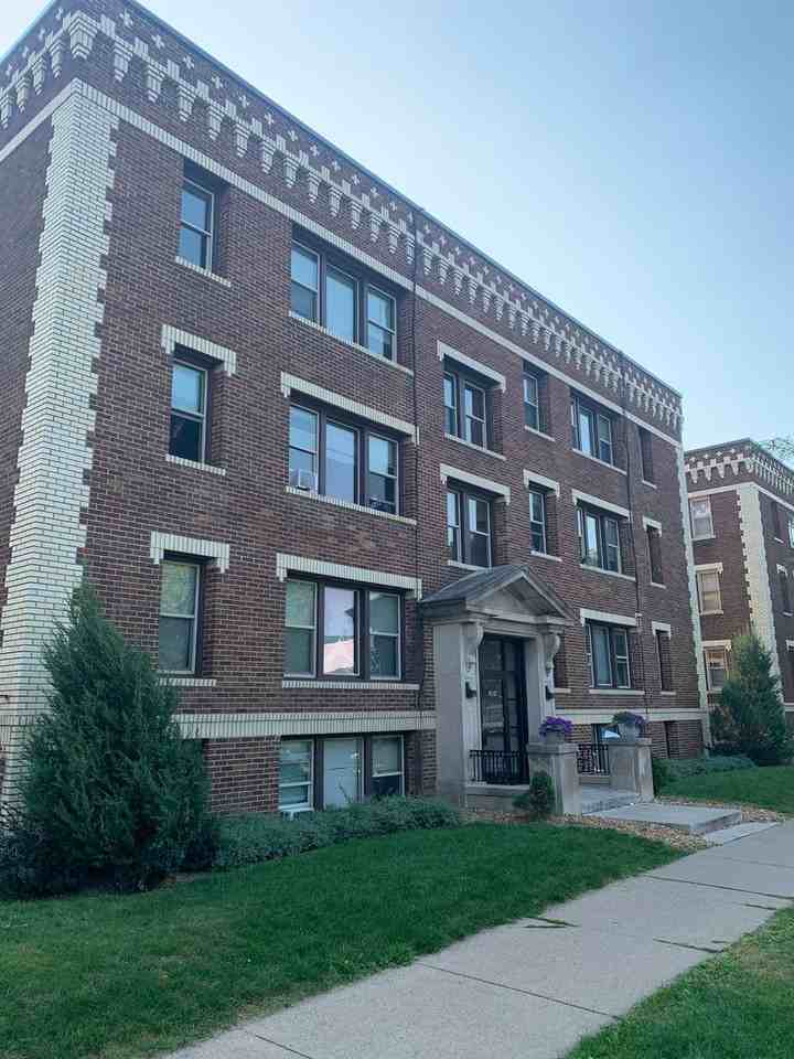 2809 Park Ave - Photo 2 of 17