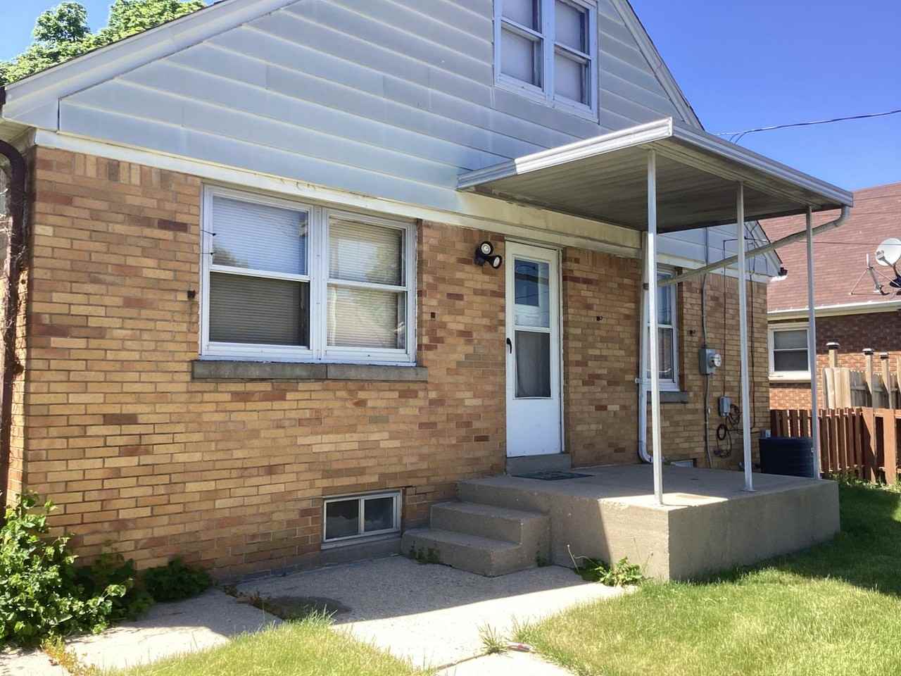 4862 N 66th St - Photo 3 of 5