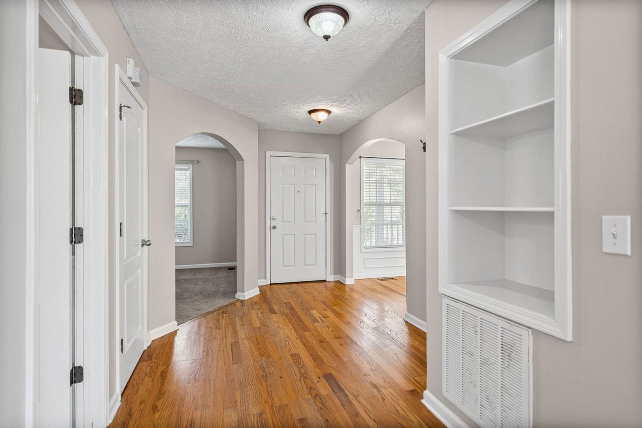 850 Nandina Ct - Photo 5 of 42