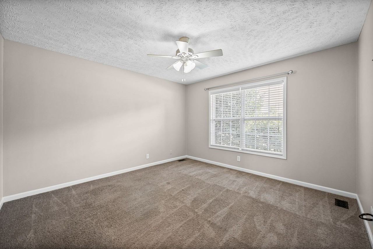 850 Nandina Ct - Photo 6 of 42