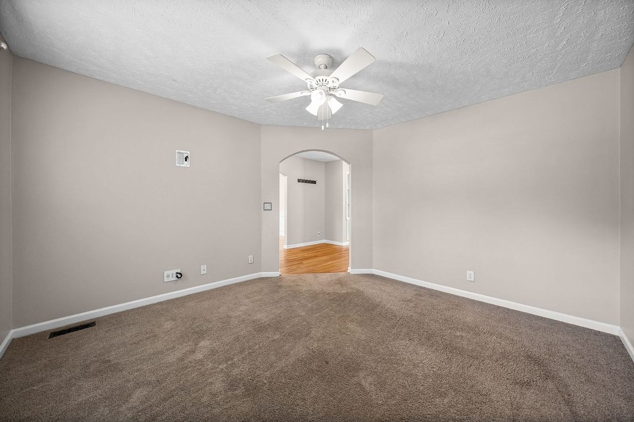850 Nandina Ct - Photo 7 of 42