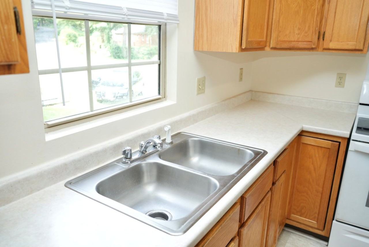 101 Cresap Rd - Photo 5 of 31