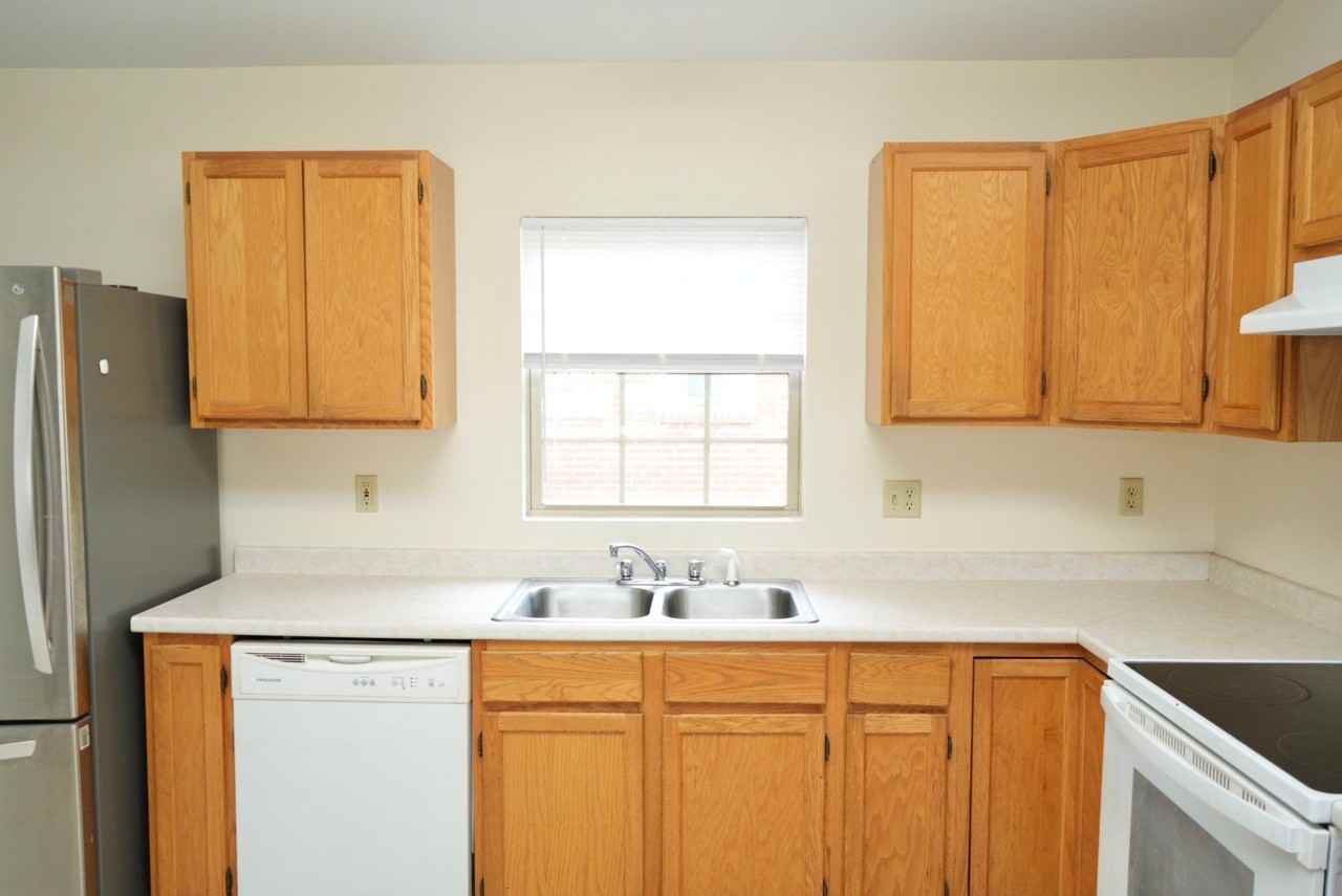 101 Cresap Rd - Photo 7 of 31