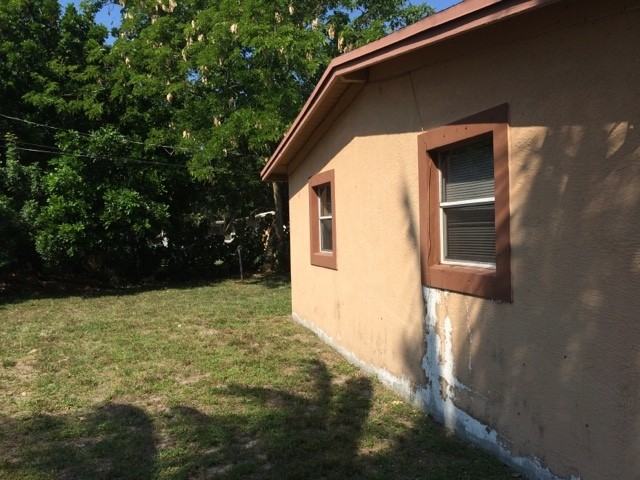 1612 Nw 16th St - Photo 3 of 16