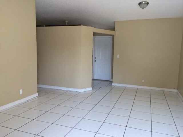 1612 Nw 16th St - Photo 5 of 16