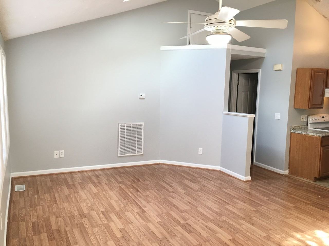 721 S Merritt Mill Rd - Photo 3 of 17