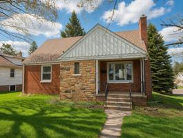 featured image of 1802 Carver Ave