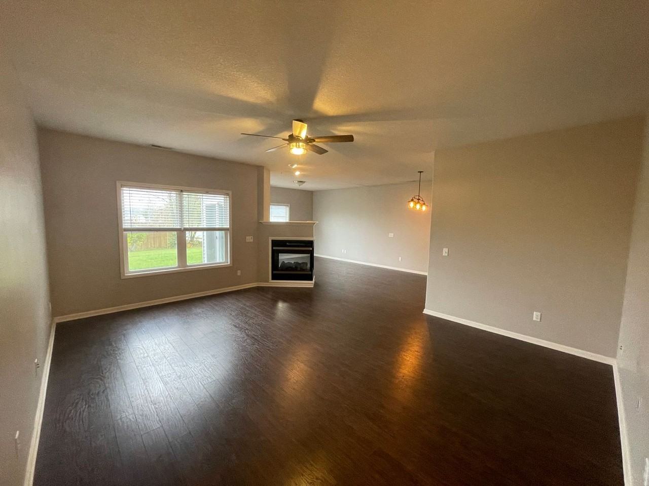 11035 Constantia Cv - Photo 2 of 21