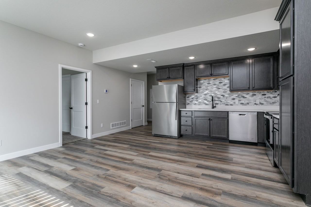 1617 University Townhomes - Photo 5 of 14