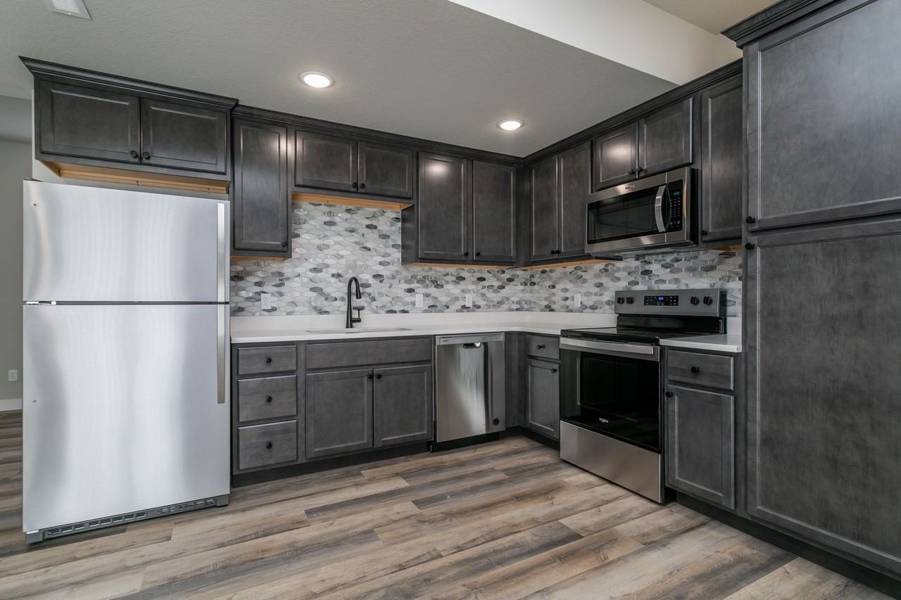 1617 University Townhomes - Photo 6 of 14