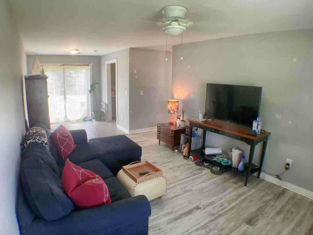 1556 Kemper Ave #B - Photo 4 of 11