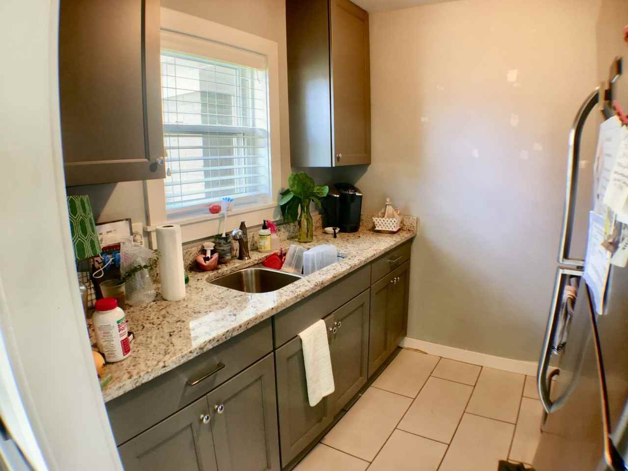 1556 Kemper Ave #B - Photo 6 of 11