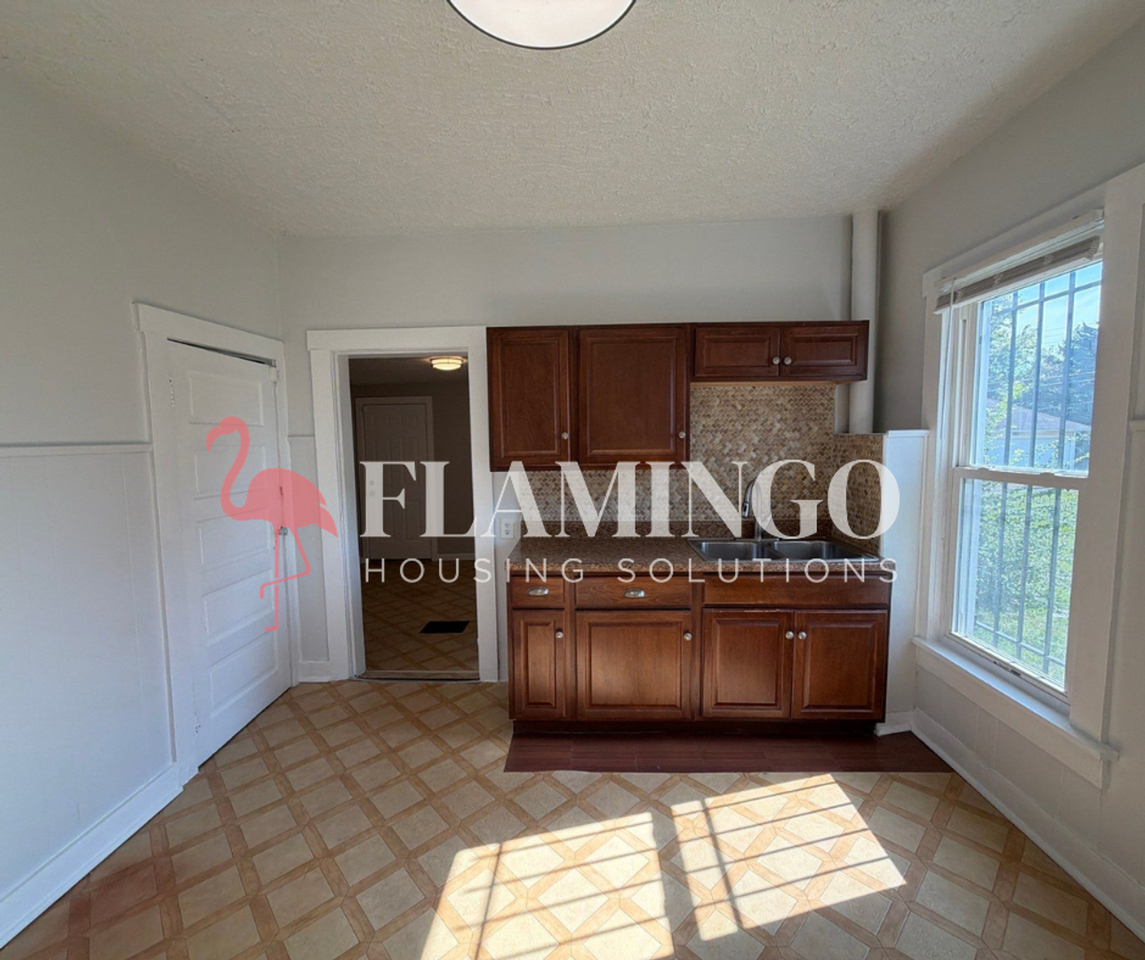 700 Dennison Ave - Photo 5 of 18