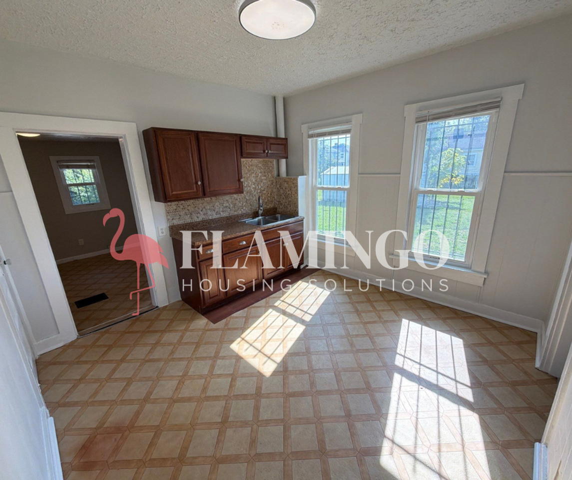 700 Dennison Ave - Photo 6 of 18