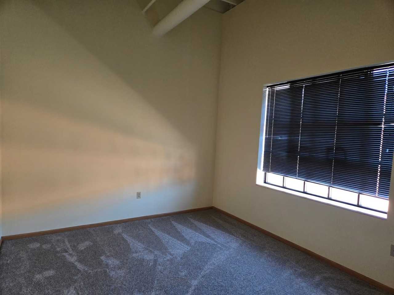 43 S Huron St - Photo 5 of 14