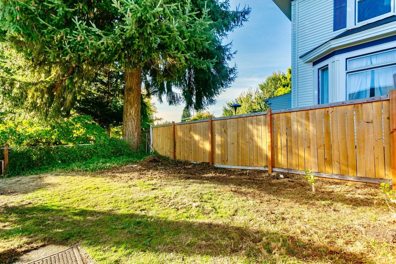3905 N 16th St - Photo 5 of 21
