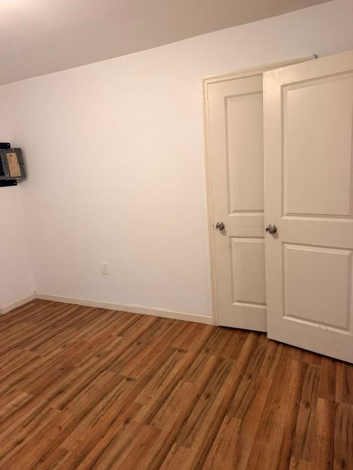 2917 Hood St - Photo 5 of 7