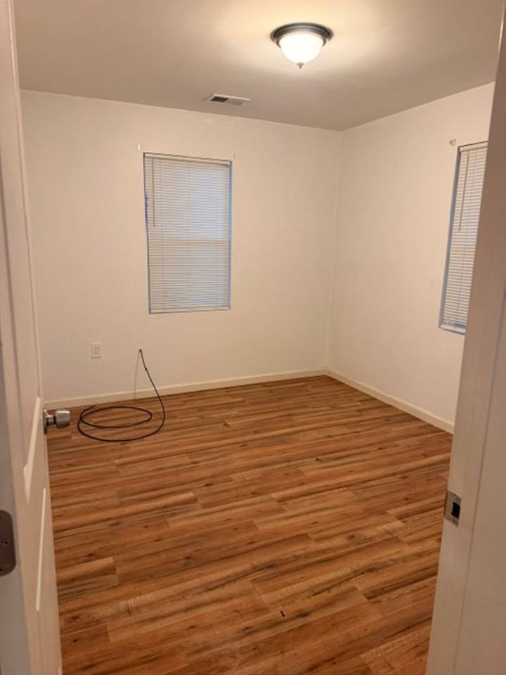 2917 Hood St - Photo 7 of 7