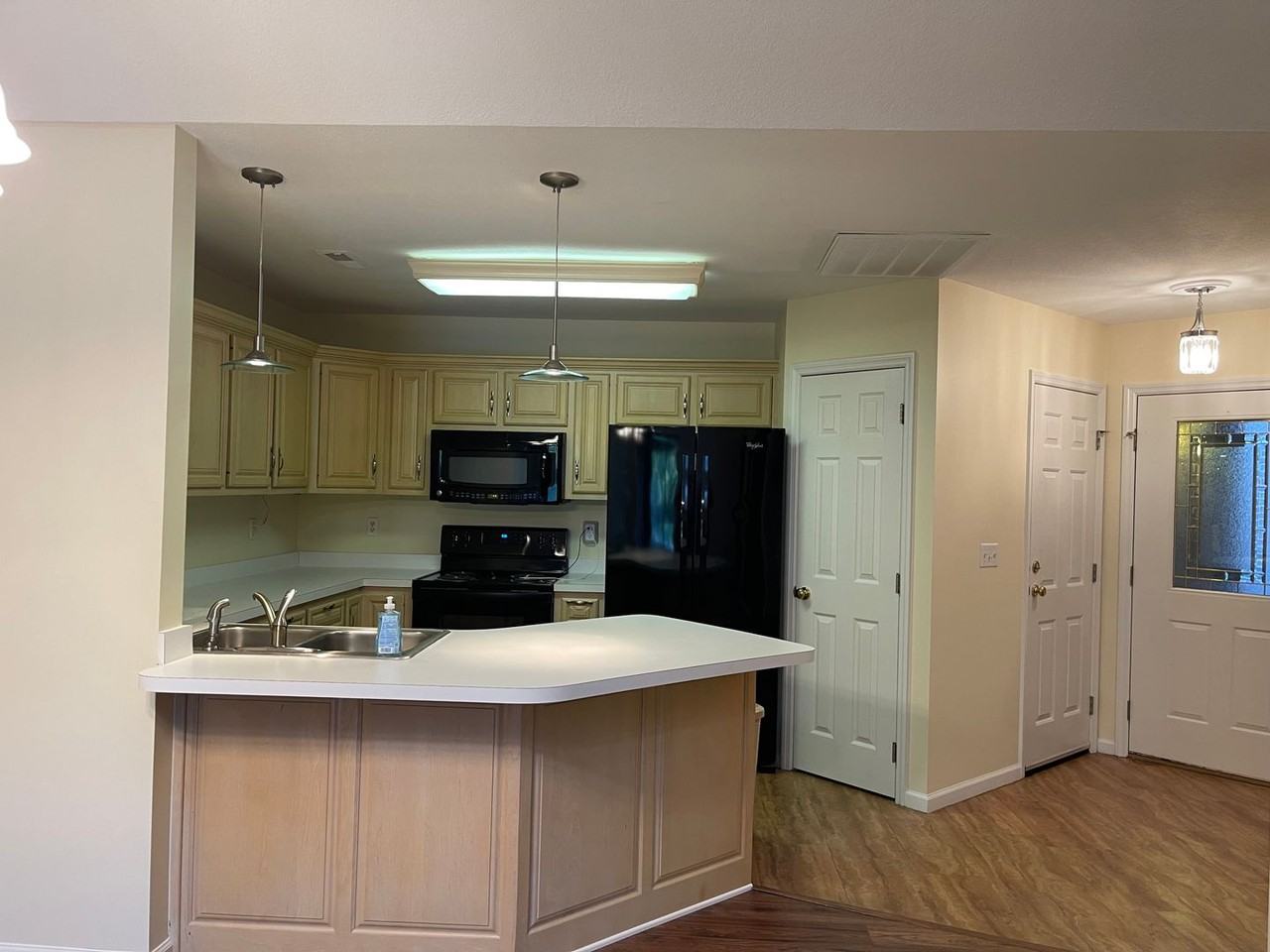 681 Sunrise Cir - Photo 7 of 22
