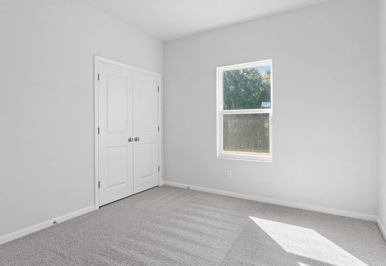 157 Grove Township Way - Photo 7 of 16