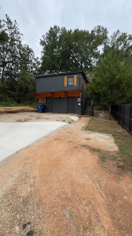230 Hale St Rear #REAR - Photo 2 of 9