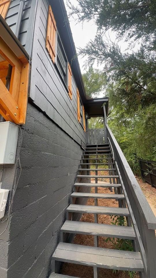 230 Hale St Rear #REAR - Photo 3 of 9