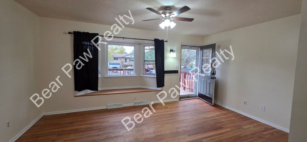 4738 Greybull Ave - Photo 2 of 17