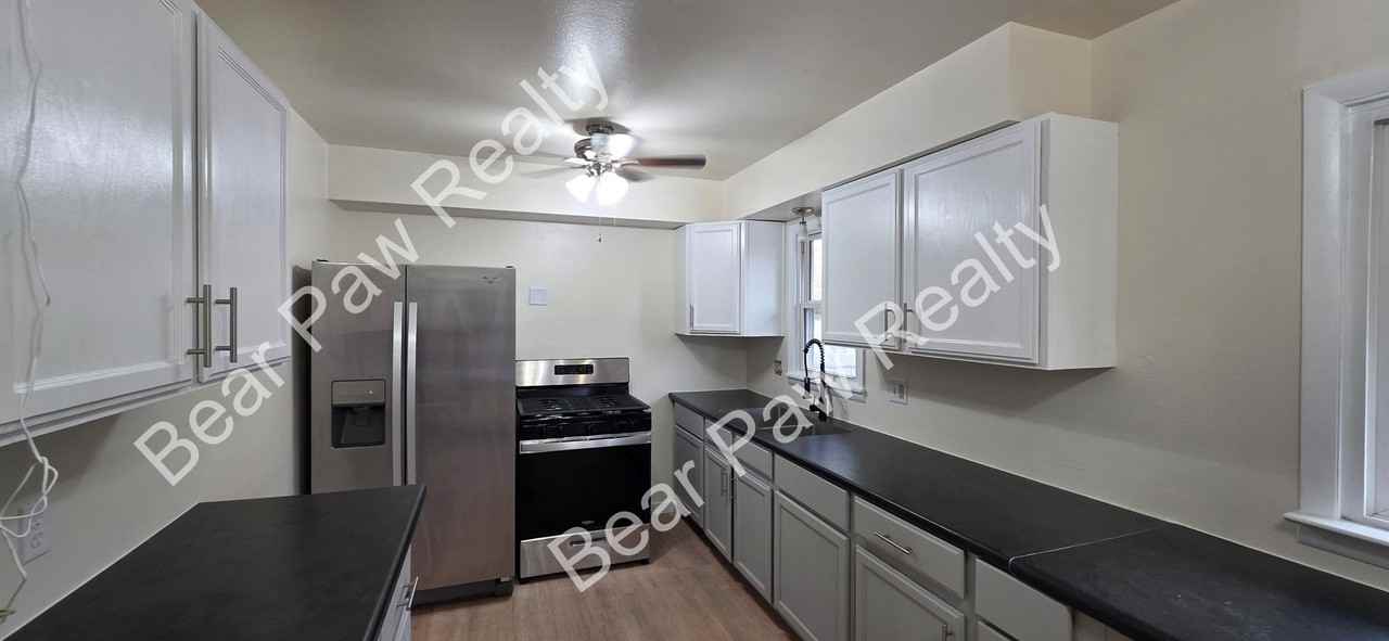 4738 Greybull Ave - Photo 4 of 17
