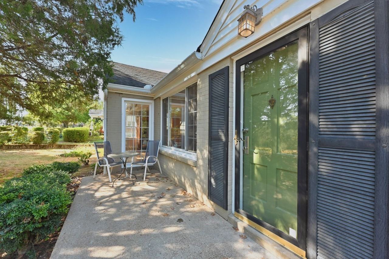 137 White Bridge Pike - Photo 5 of 32